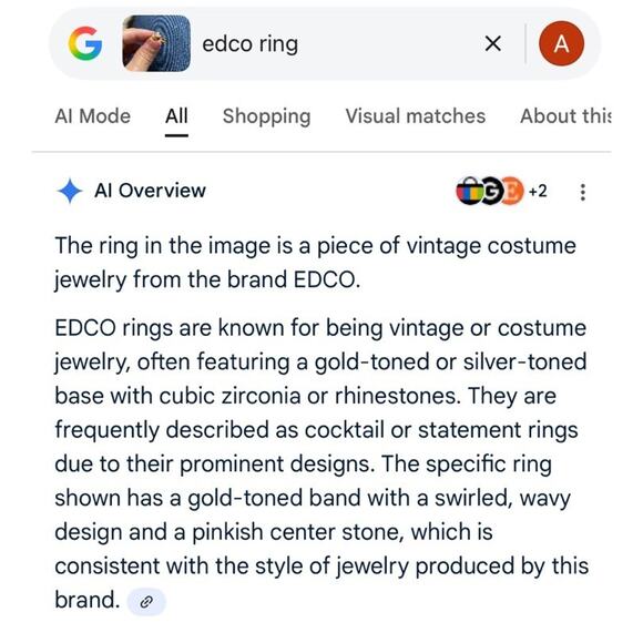 Vintage Costume Ring EDCO Size 9 Gold Tone With Pink & White Rhinestones - Picture 4 of 5